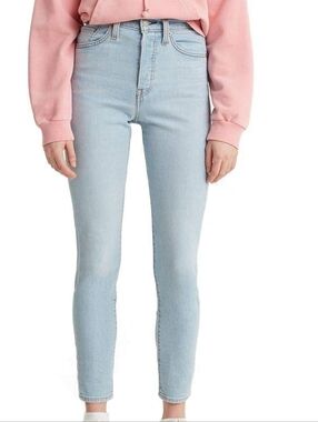 Levis Wedgie Skinny Jeans